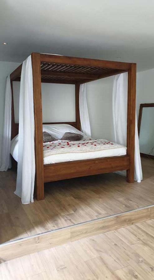 L Escapade Amoureuse Bournezeau Luaran gambar